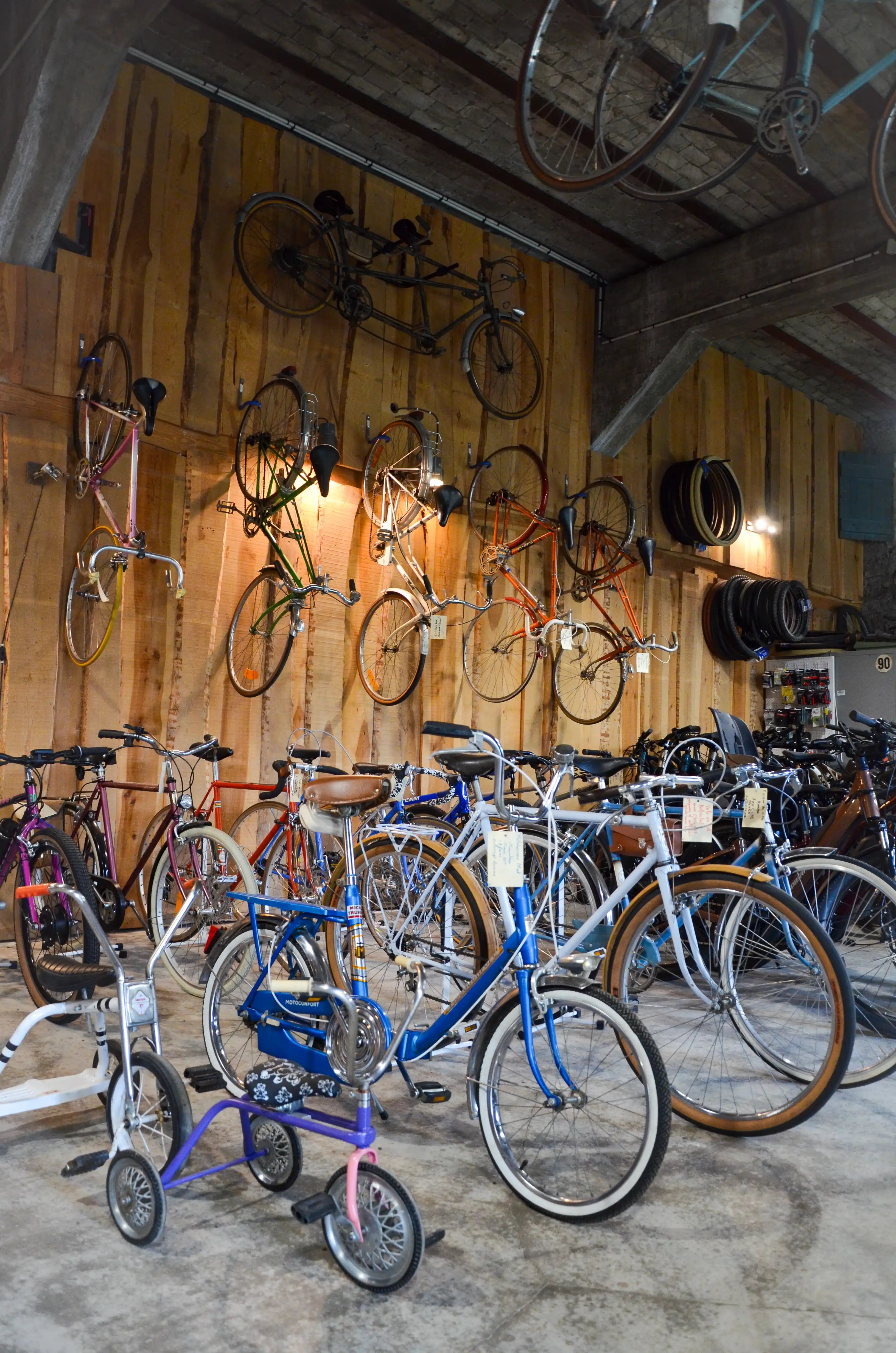 boutique de vélo ancien auvergne